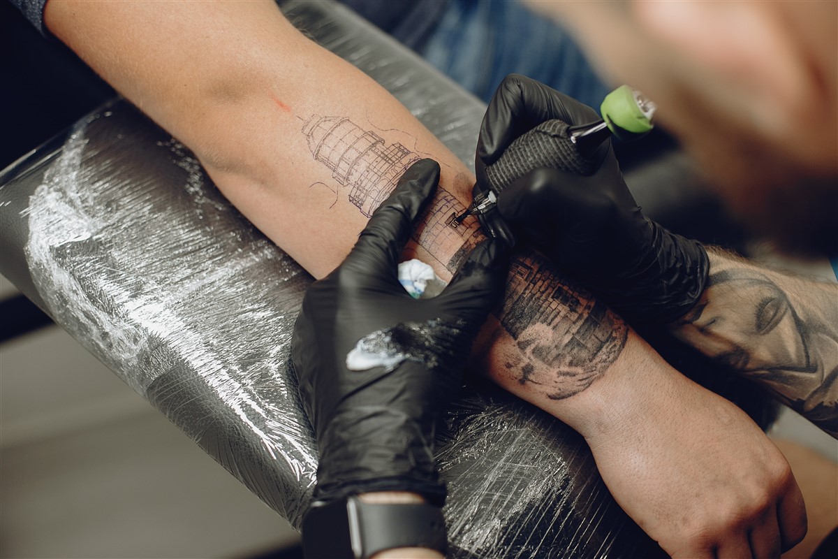 une Peau Synthétique pour Tatouage